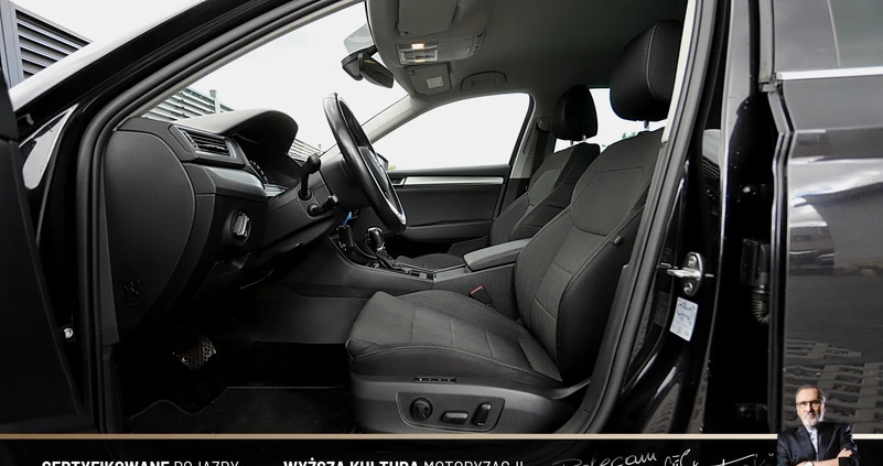Skoda Superb cena 78899 przebieg: 166077, rok produkcji 2019 z Parczew małe 596